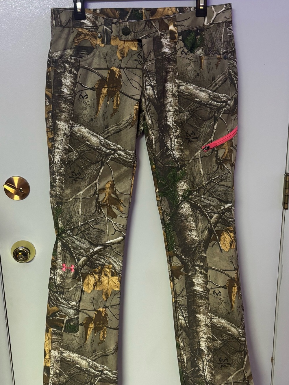 Under Armour REALTREE Xtra Women's Camo Field Pants
